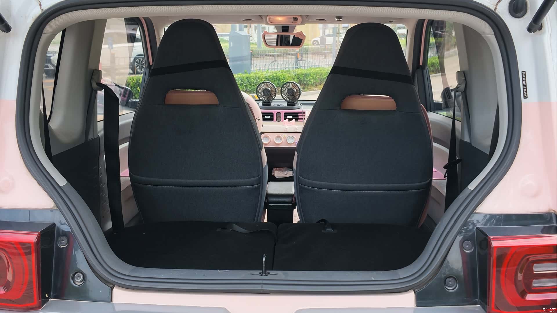 Wuling MINIEV, 2021 11