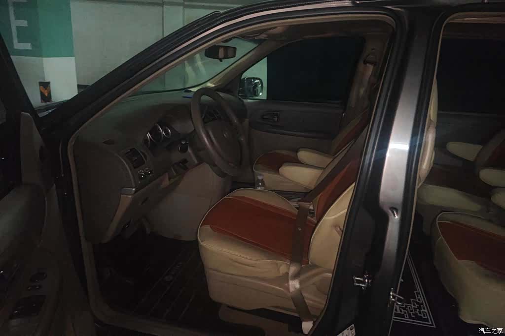 Buick GL8, 2017 9