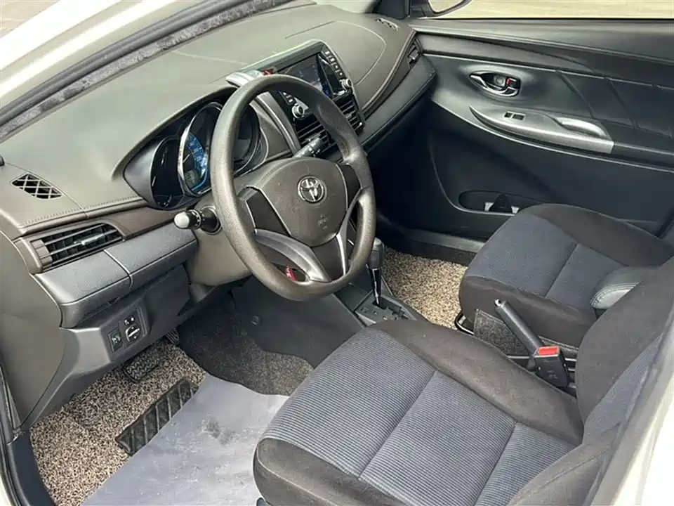 Toyota YARiS L Zhixuan