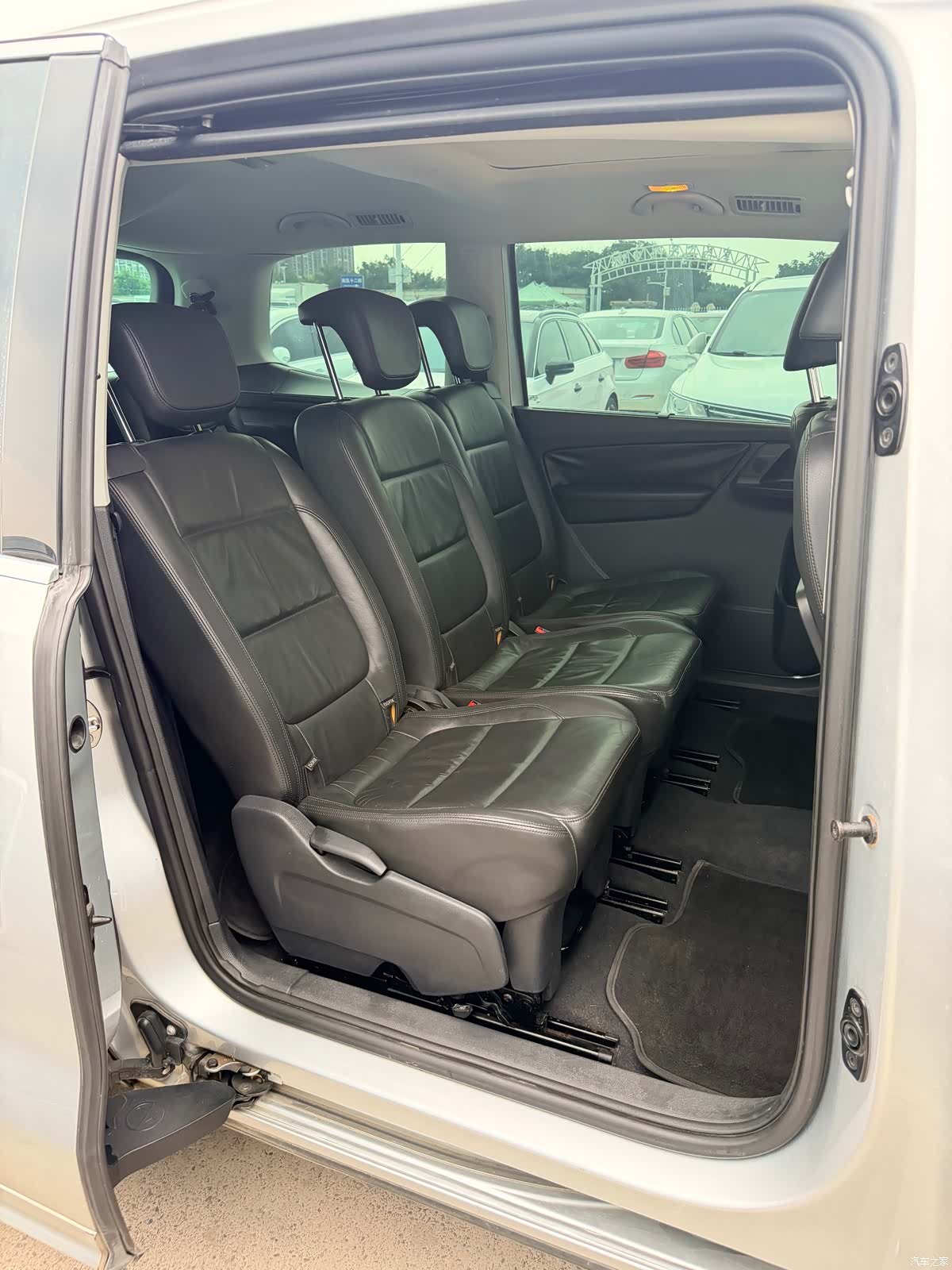 Volkswagen Xia, 2012 15