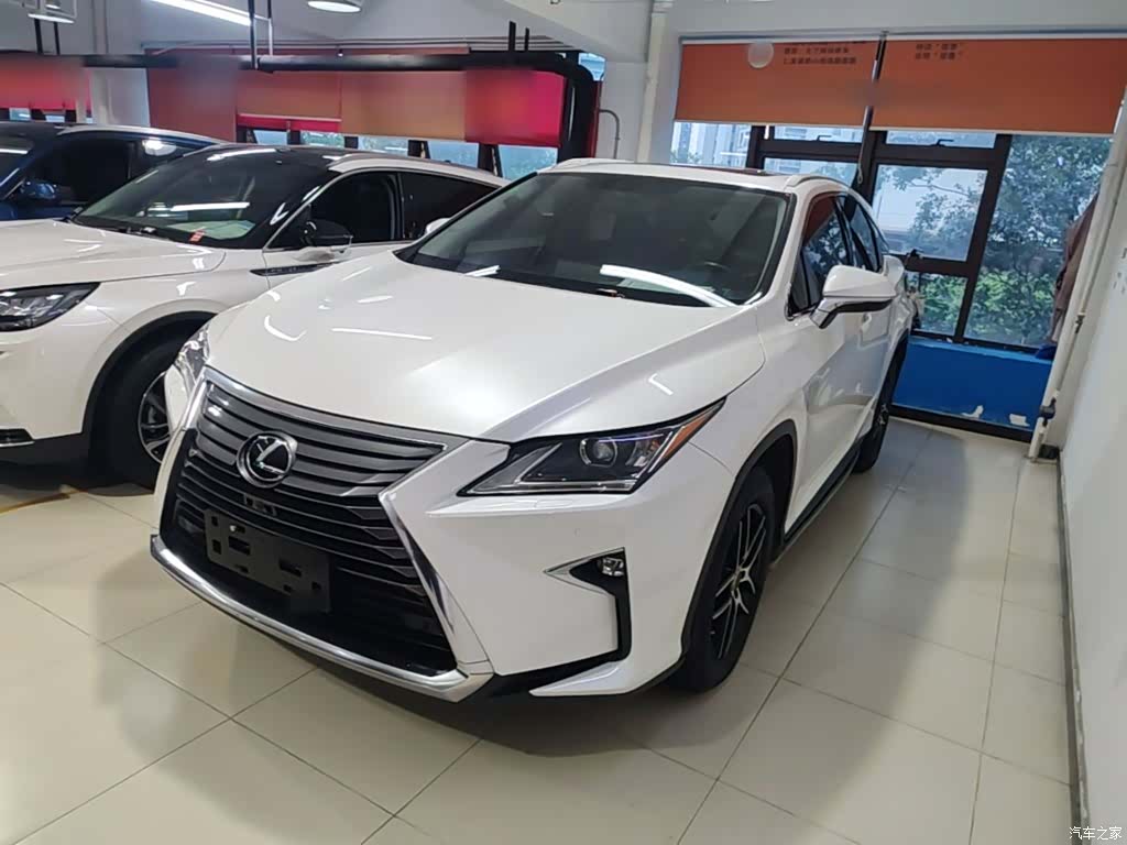 Lexus RX, 2016 1