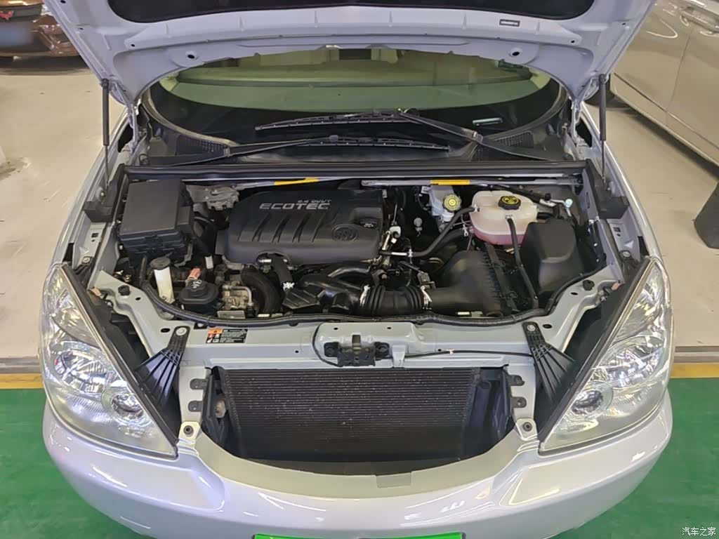 Buick GL8, 2017 20
