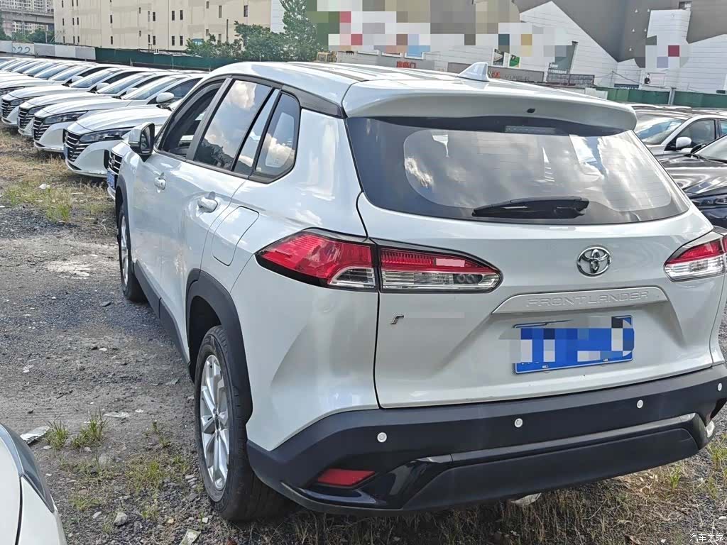 Toyota Frontlander, 2025 4