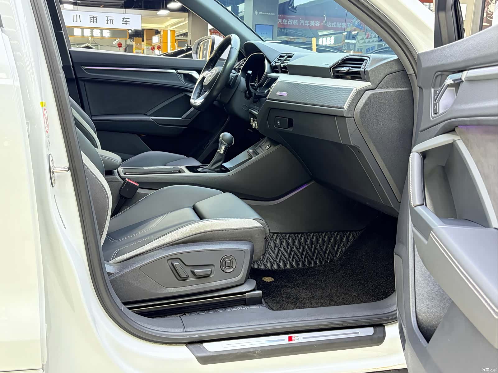Audi Q3, 2024 15