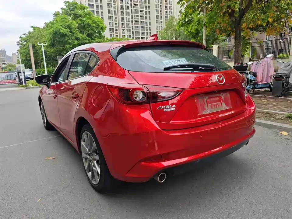 Mazda 3 Angkesaila