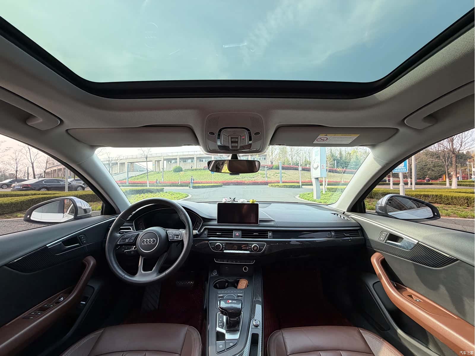 Audi A4L, 2019 9