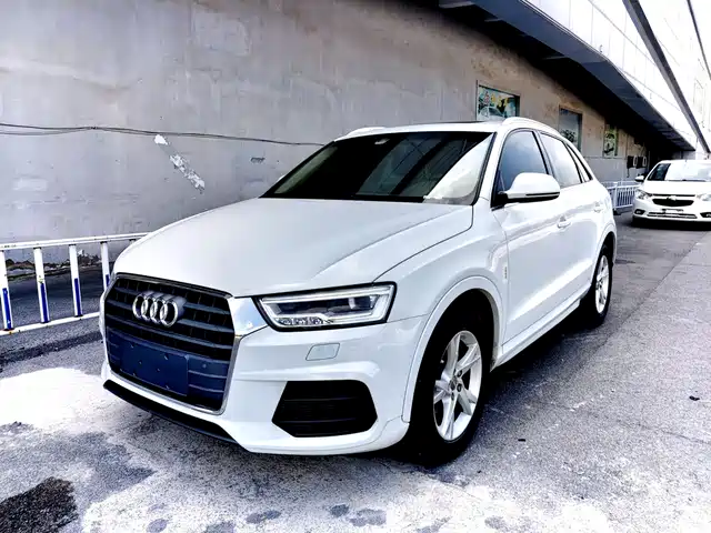 Audi Q3 2019 — купить из Китая под заказ