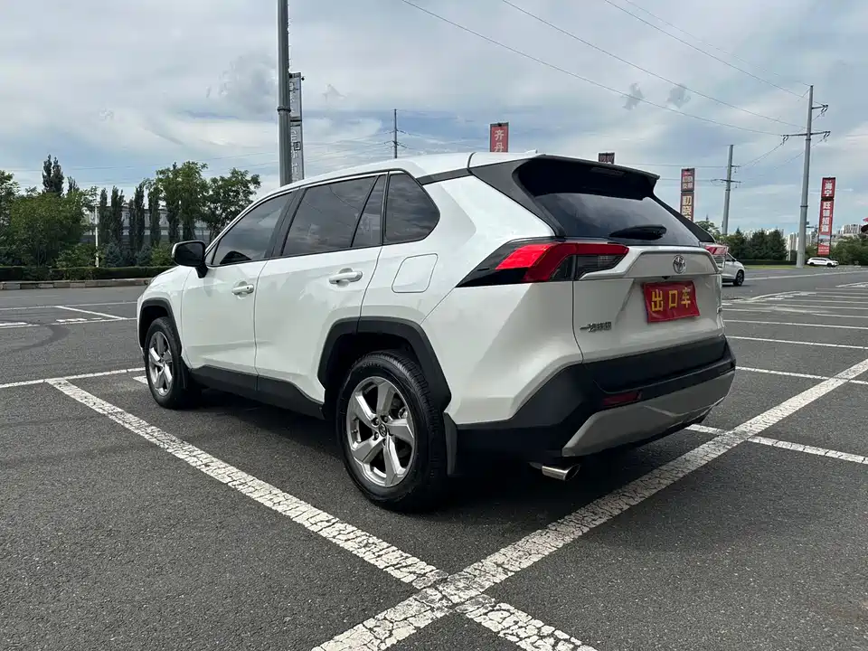 Toyota RAV4 Rongfang