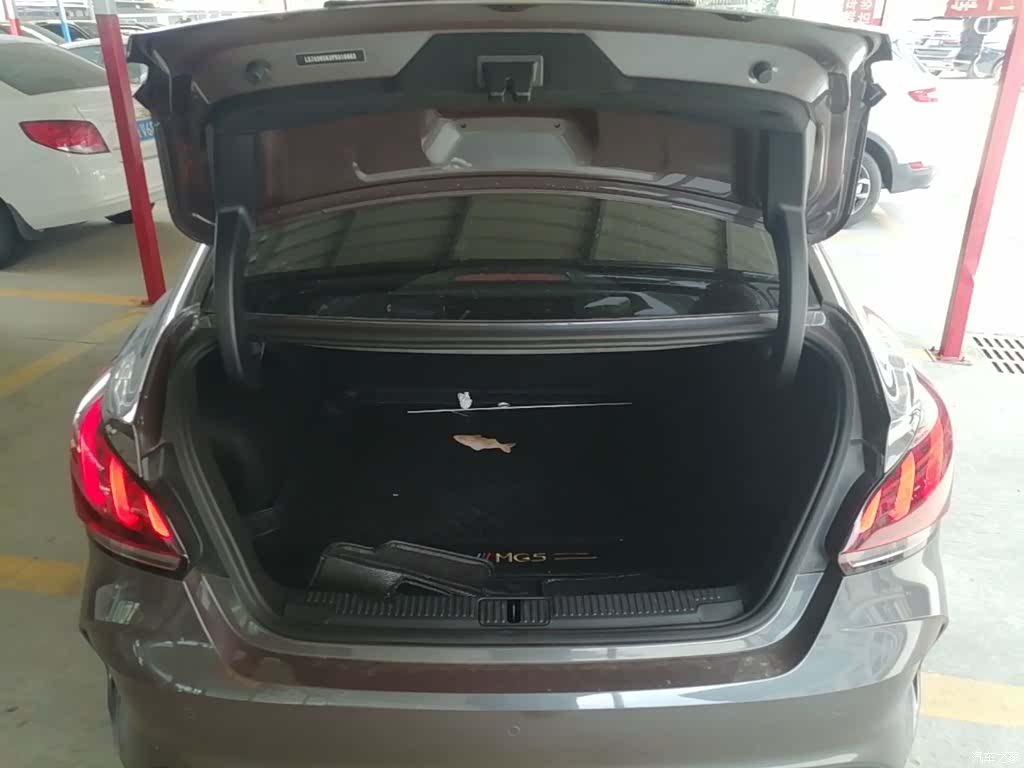 MG MG5, 2024 19
