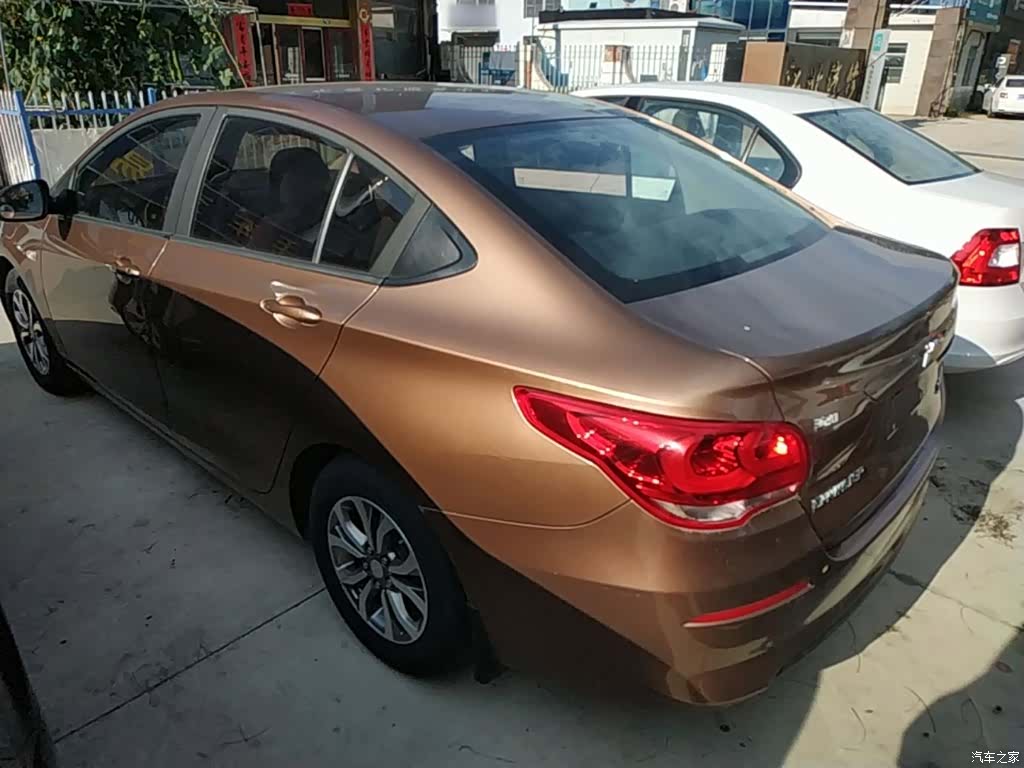 Chevrolet 320, 2018 все фото