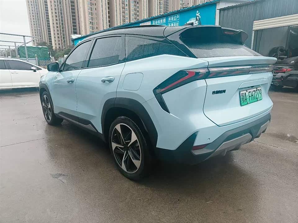 Geely Galaxy Galaxy L7