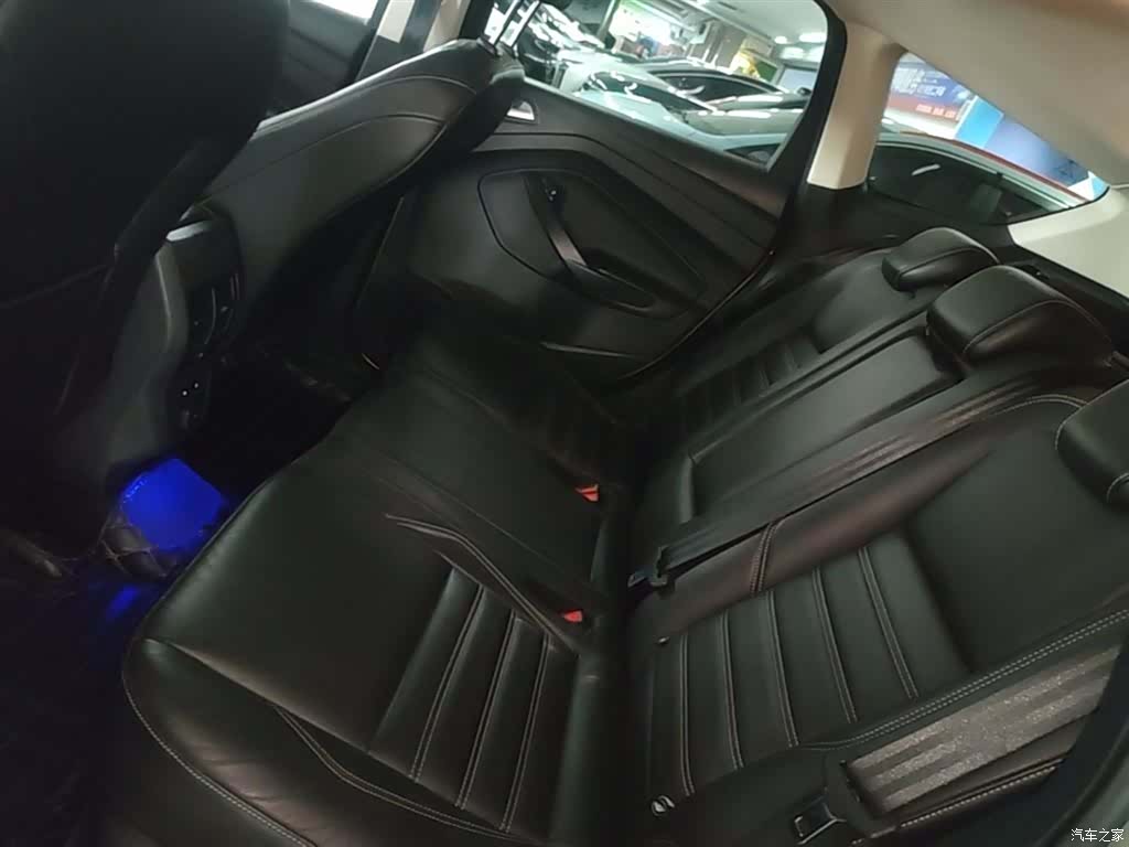 Ford Kuga, 2017 17
