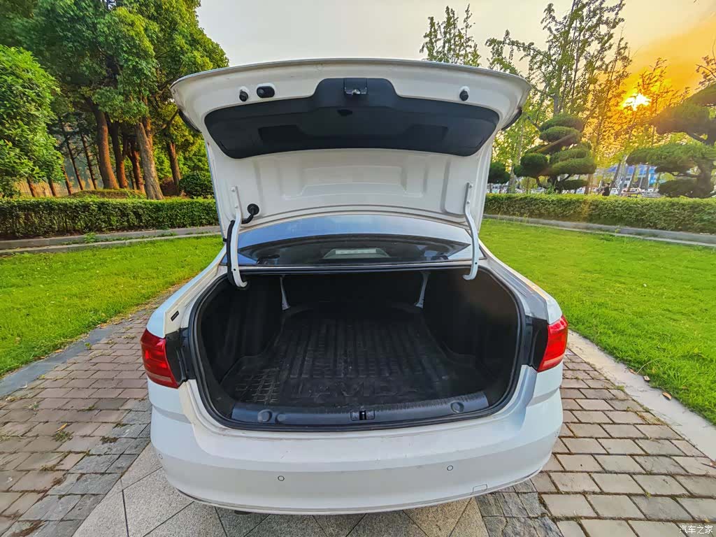 Volkswagen Lavida, 2017 9