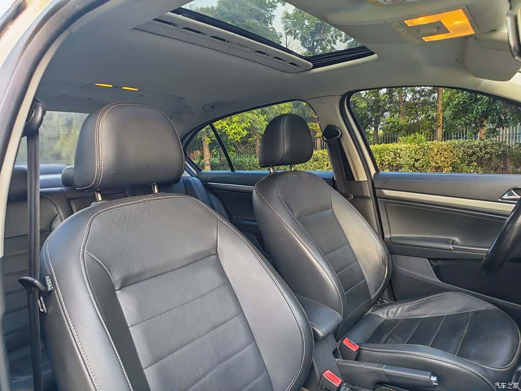 Volkswagen Lavida, 2017 24