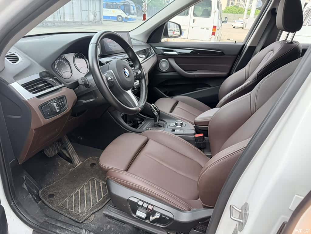BMW X1, 2023 13