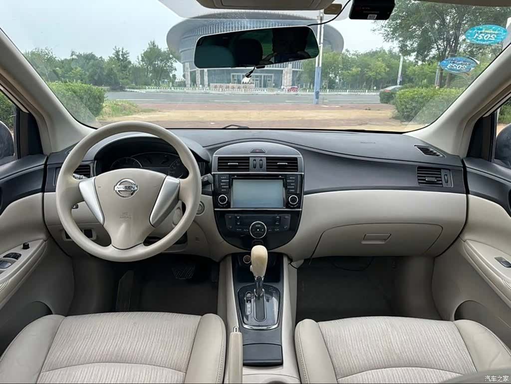 Nissan Tiida, 2012 9