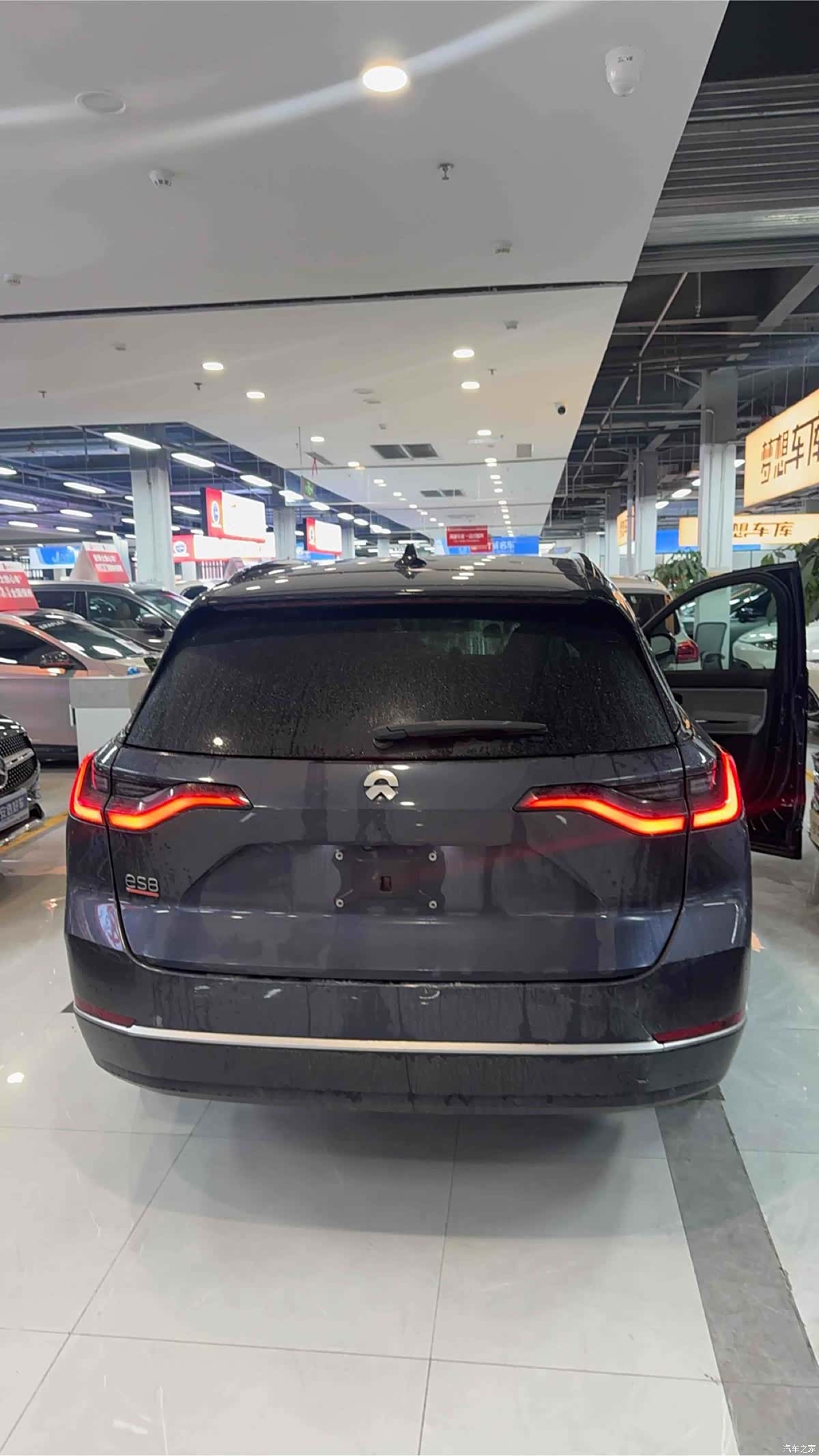 NIO ES8, 2022 6