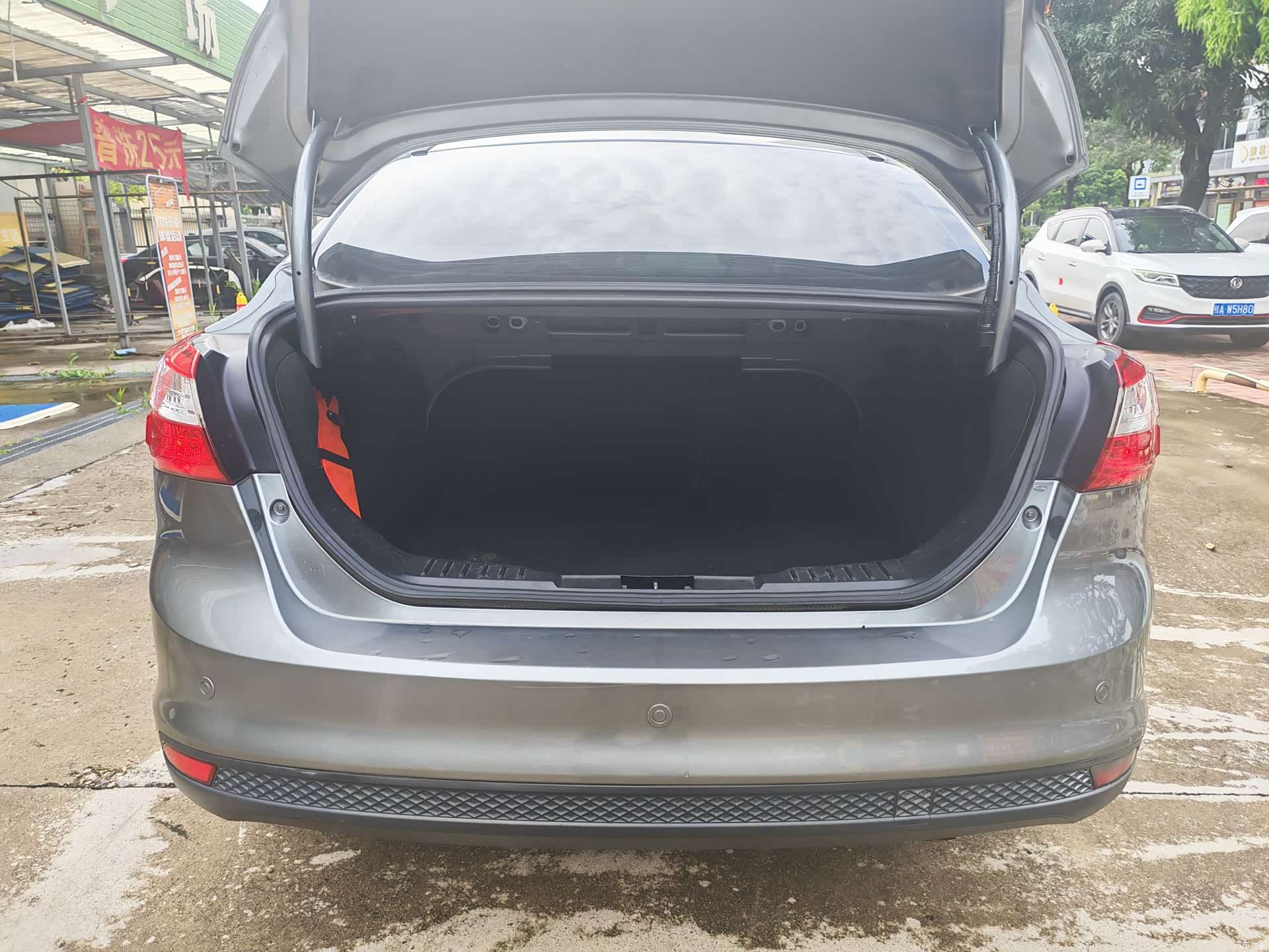 Ford Focus, 2014 13
