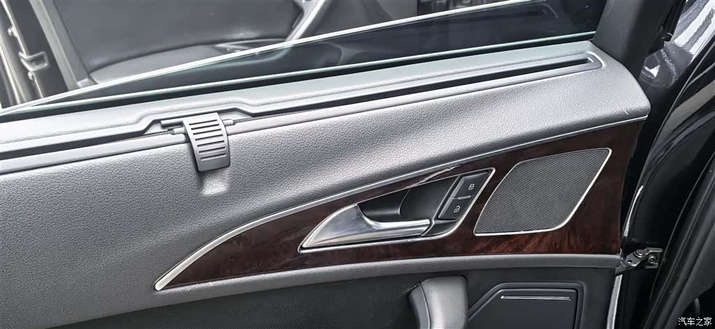 Audi A6L, 2013 15