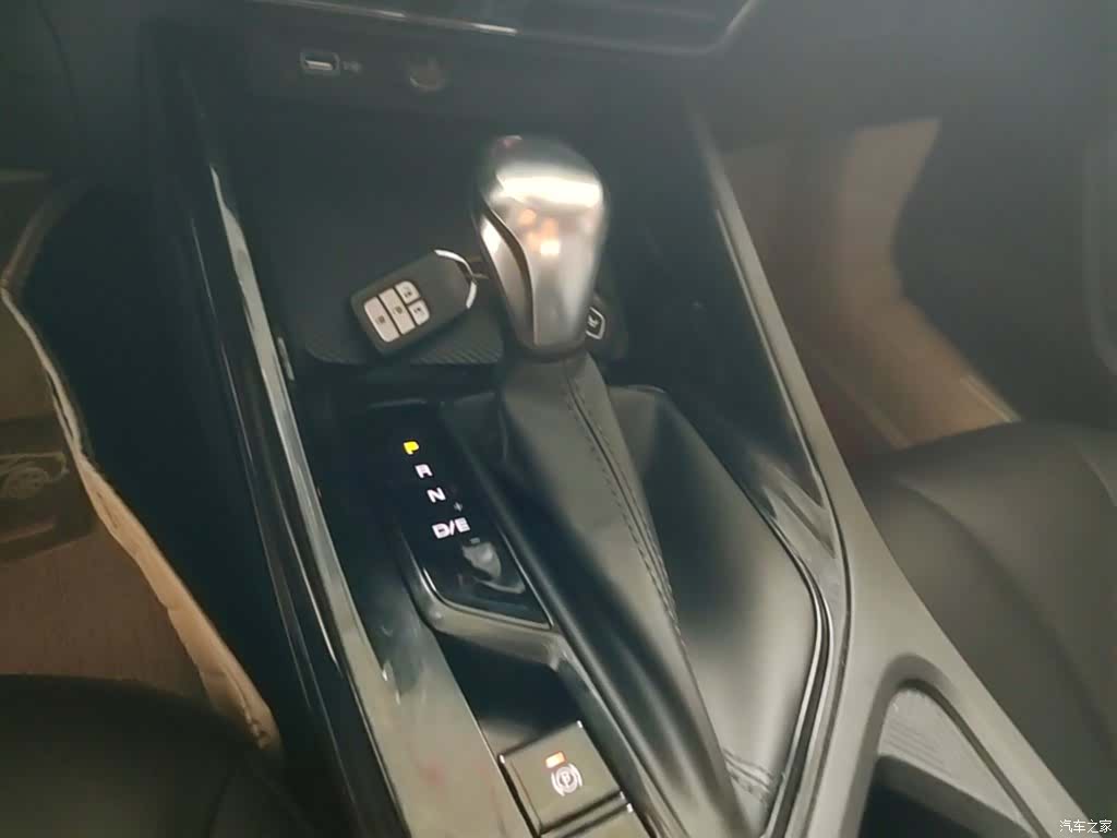 Roewe i5, 2023 14