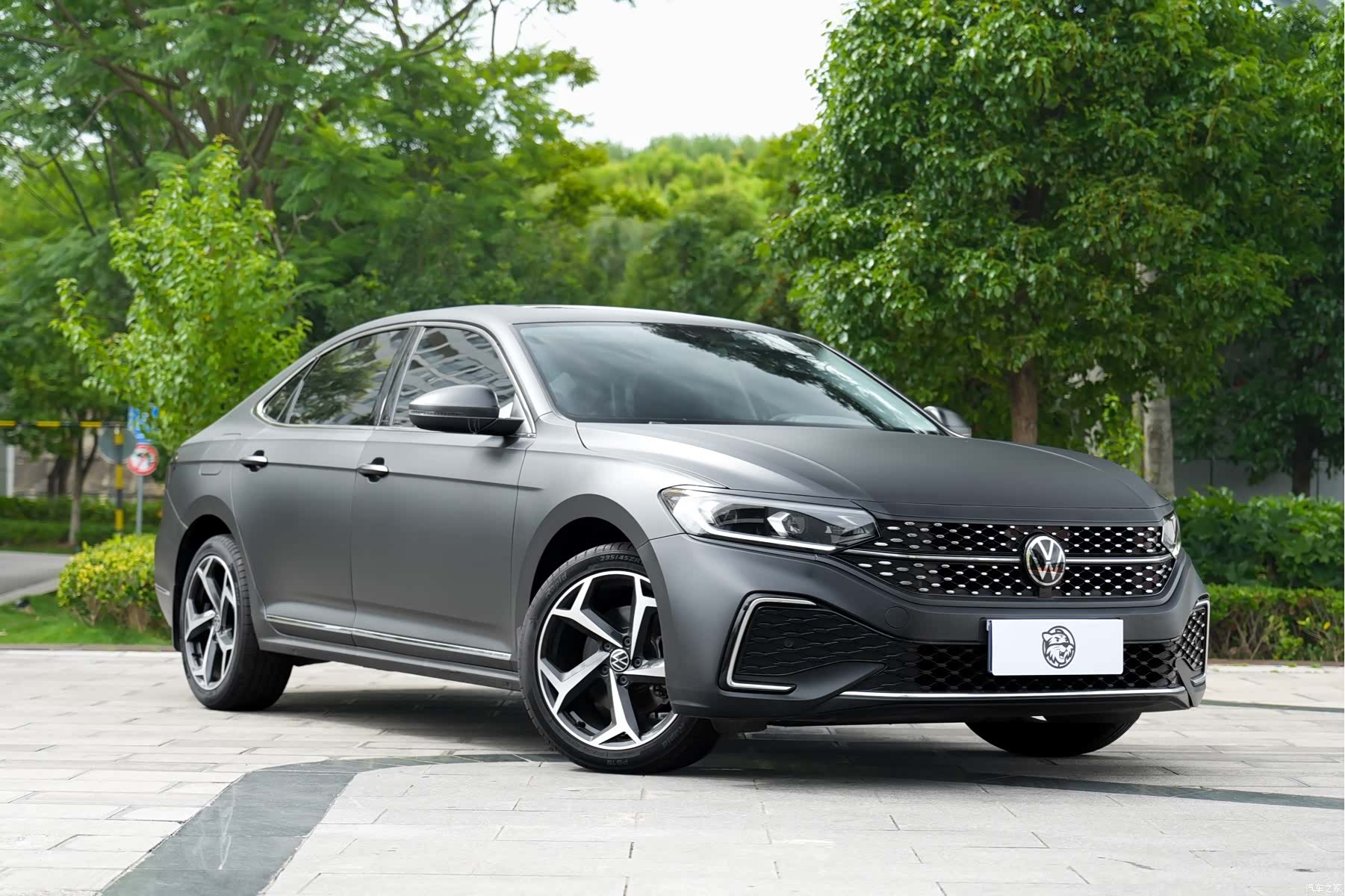 Volkswagen Passat, 2024 4