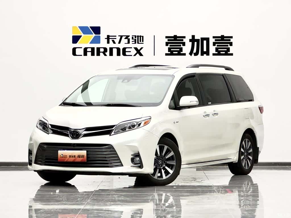 Toyota XLE, 2019 1