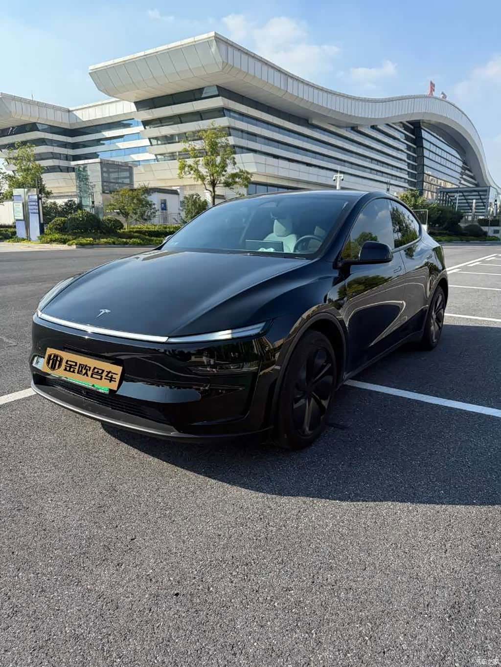 Tesla Model Y, 2026 1