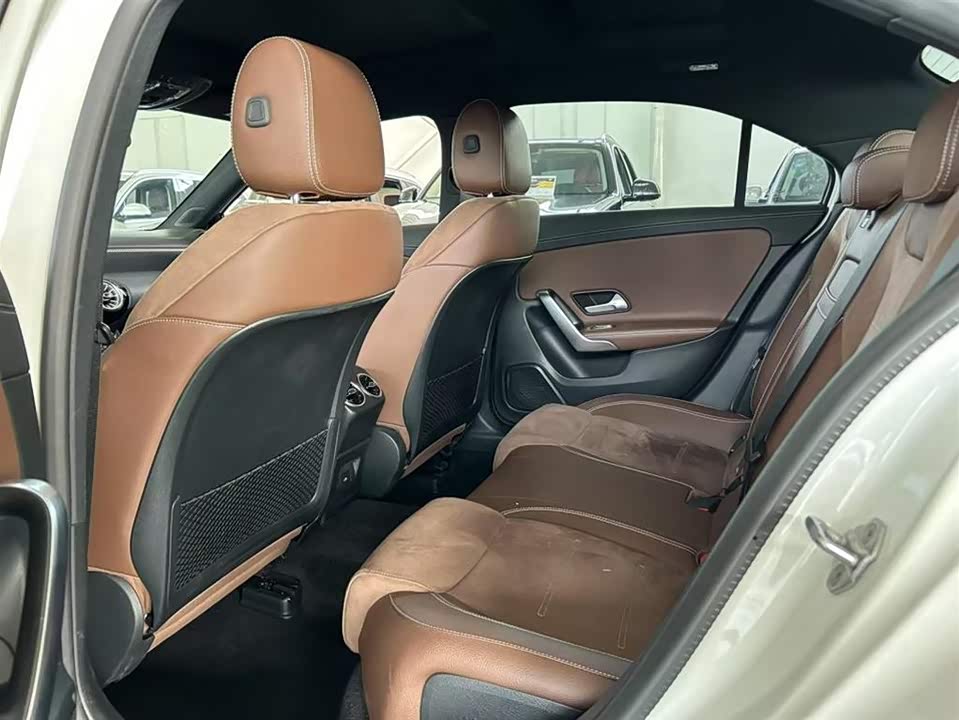 Mercedes-Benz Class A Mercedes-Benz Class A
