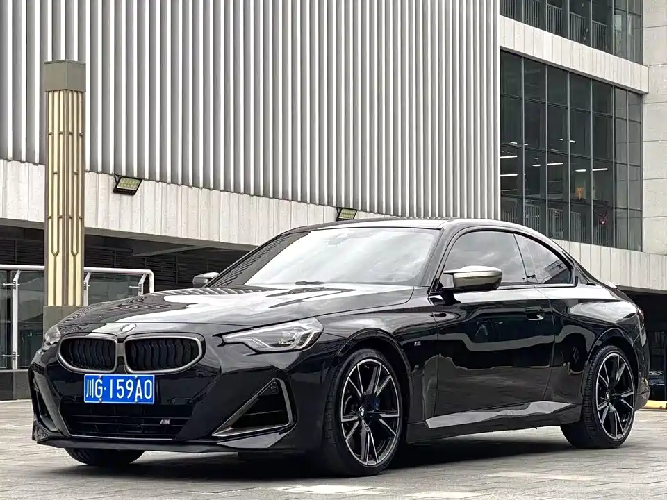 BMW M240i