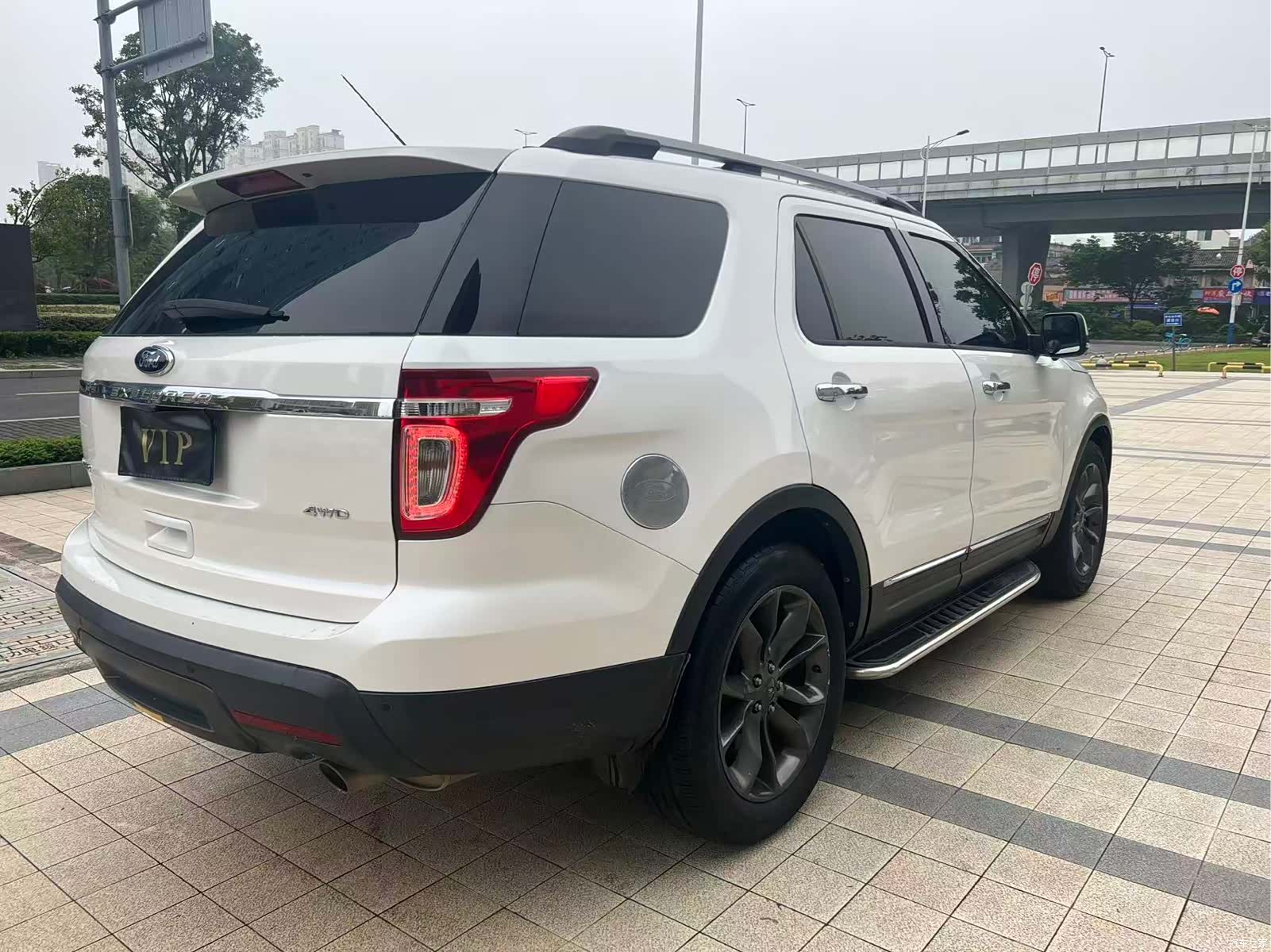 Ford Explorer, 2013 16