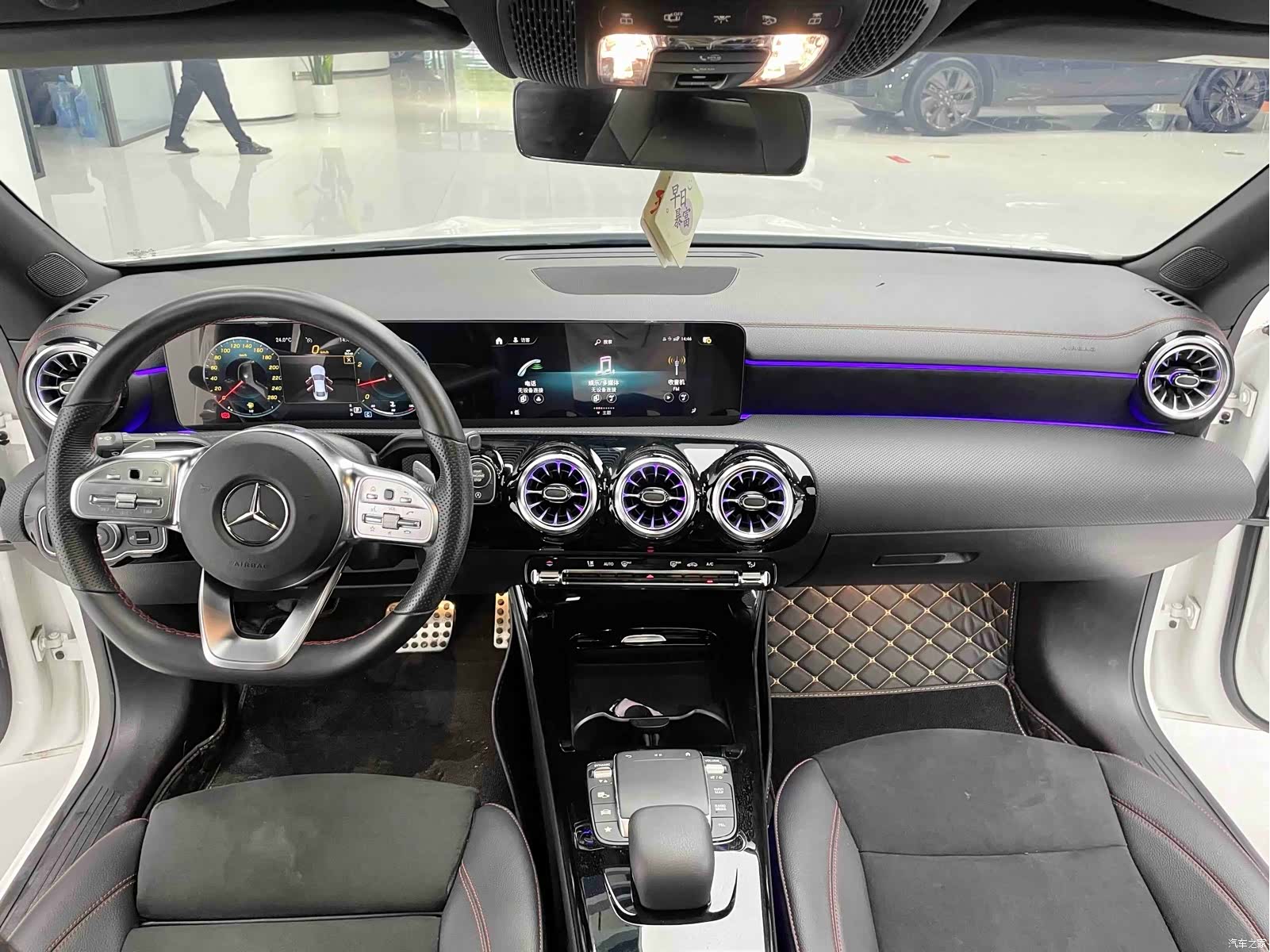 Mercedes-Benz CLA, 2023 9