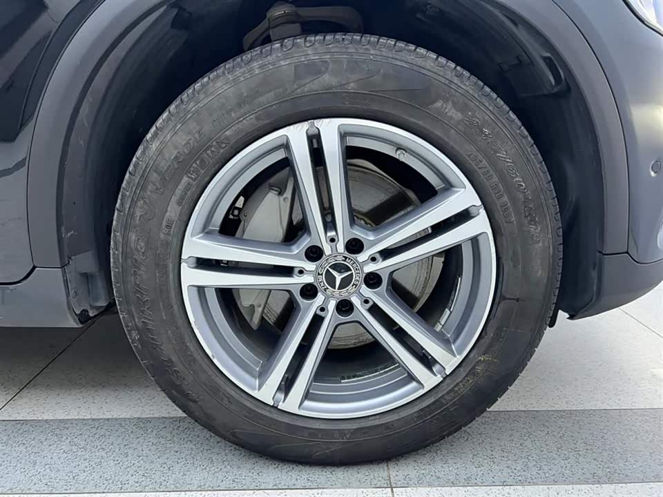 Mercedes-Benz GLC Mercedes-Benz GLC