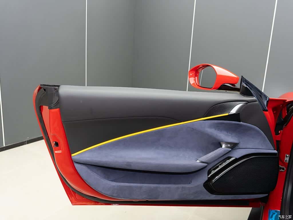 Ferrari Roma, 2023 11