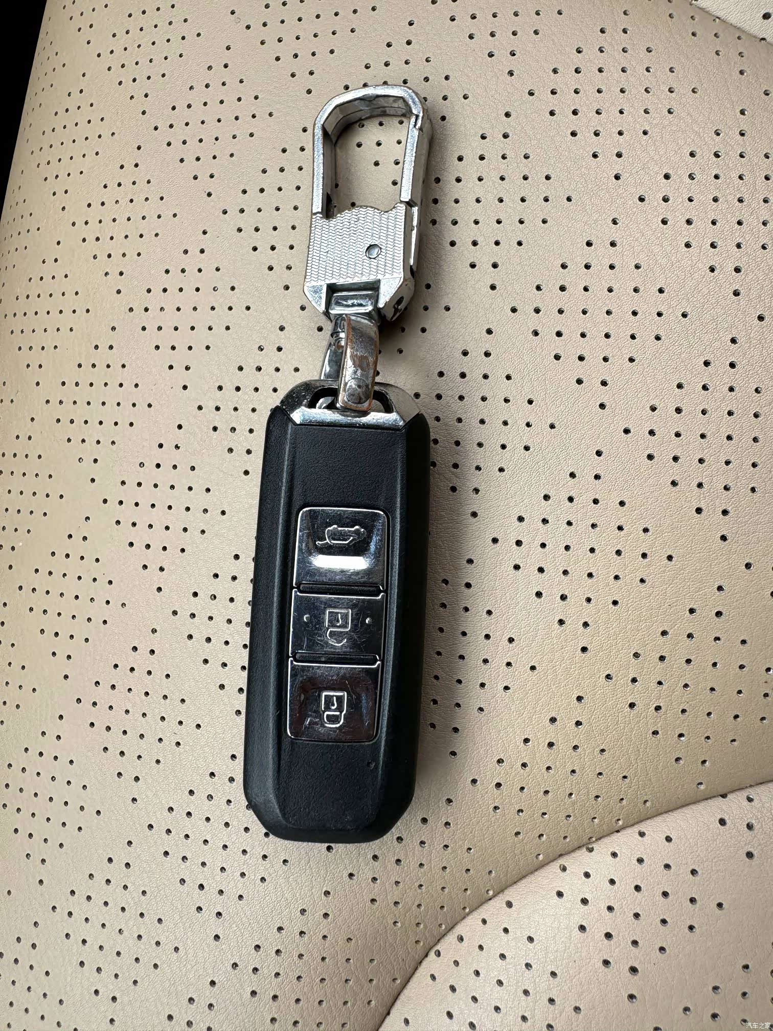 Wuling 730, 2017 15