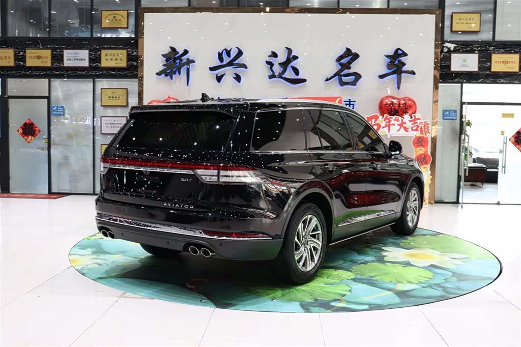 Lincoln Aviator, 2022 все фото