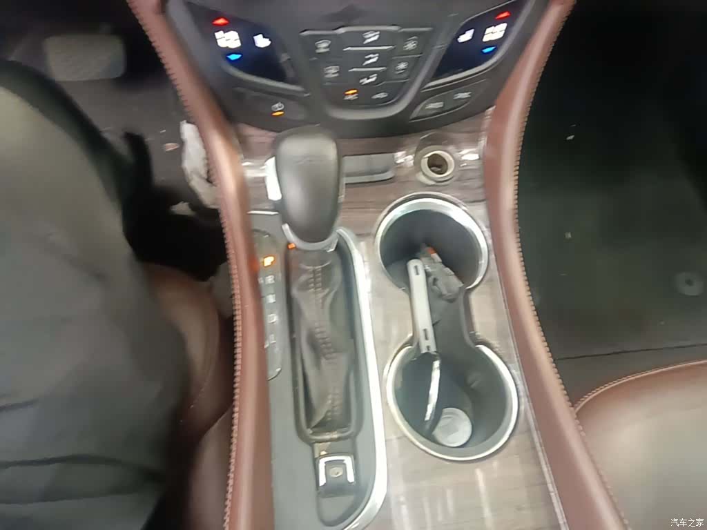 Buick Envision Plus, 2018 21