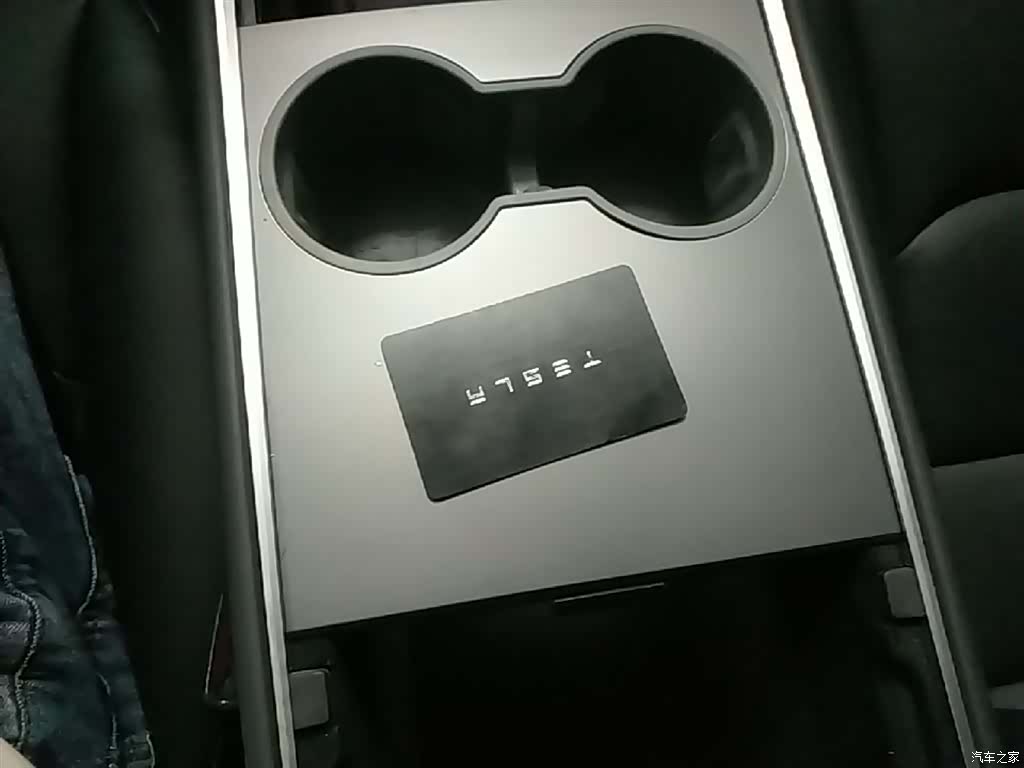 Tesla Model Y, 2021 9