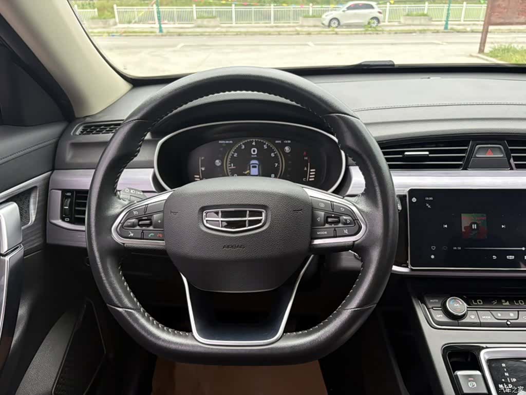 Geely Boyue, 2021 15