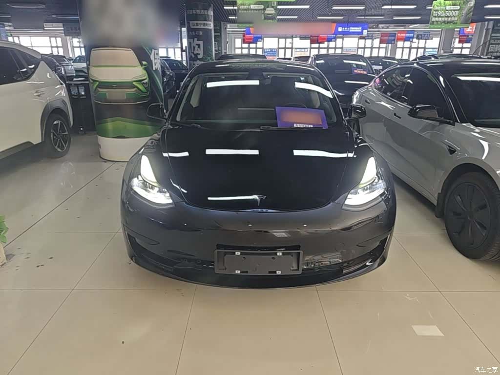 Tesla Model 3, 2022 3