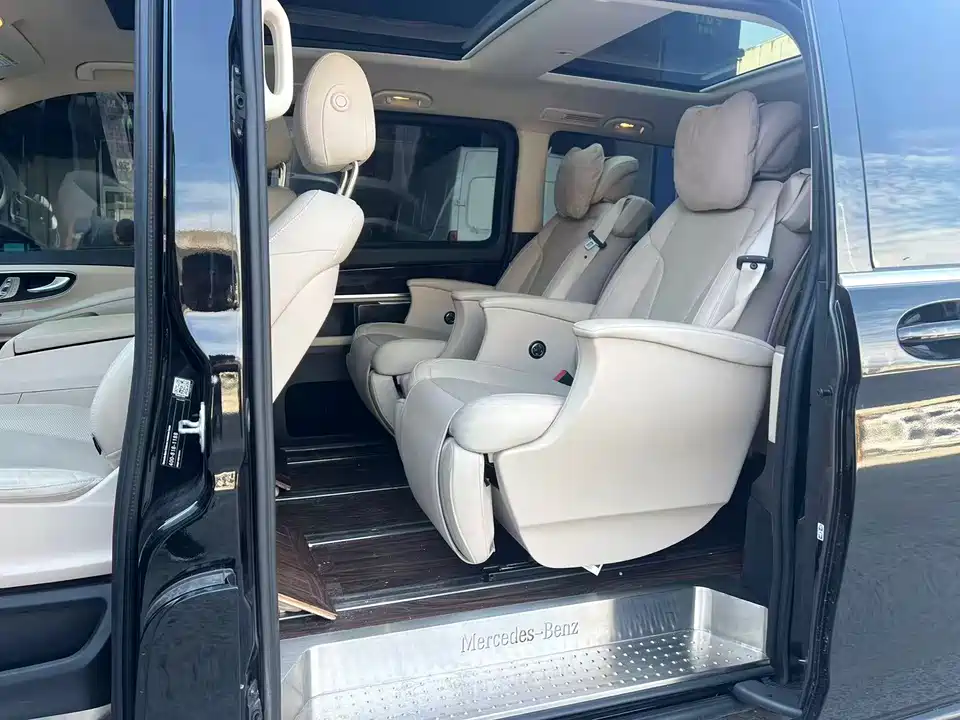 Mercedes-Benz V-class Mercedes-Benz V-class