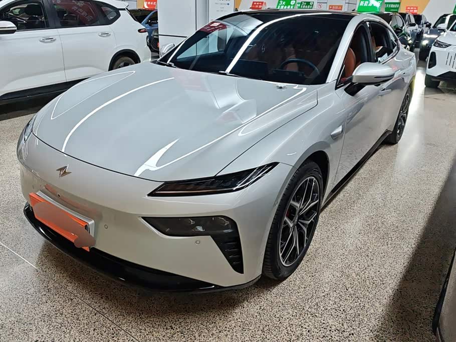Dongfeng eπ007