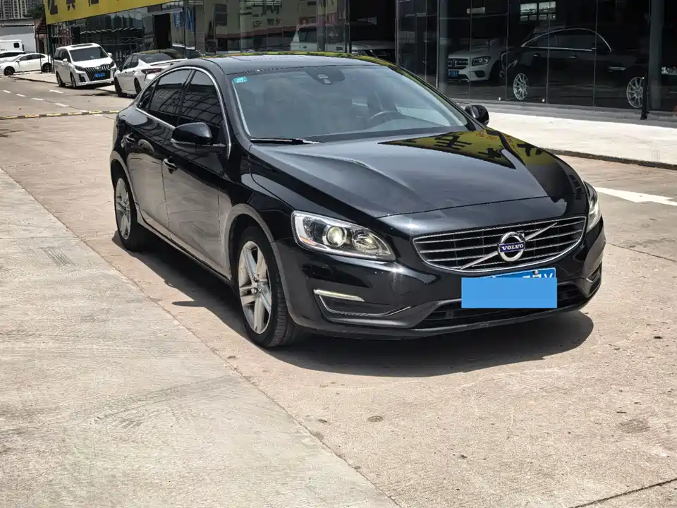 Volvo S60