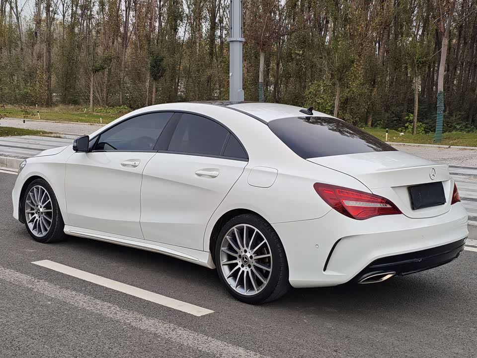 Mercedes-Benz CLA
