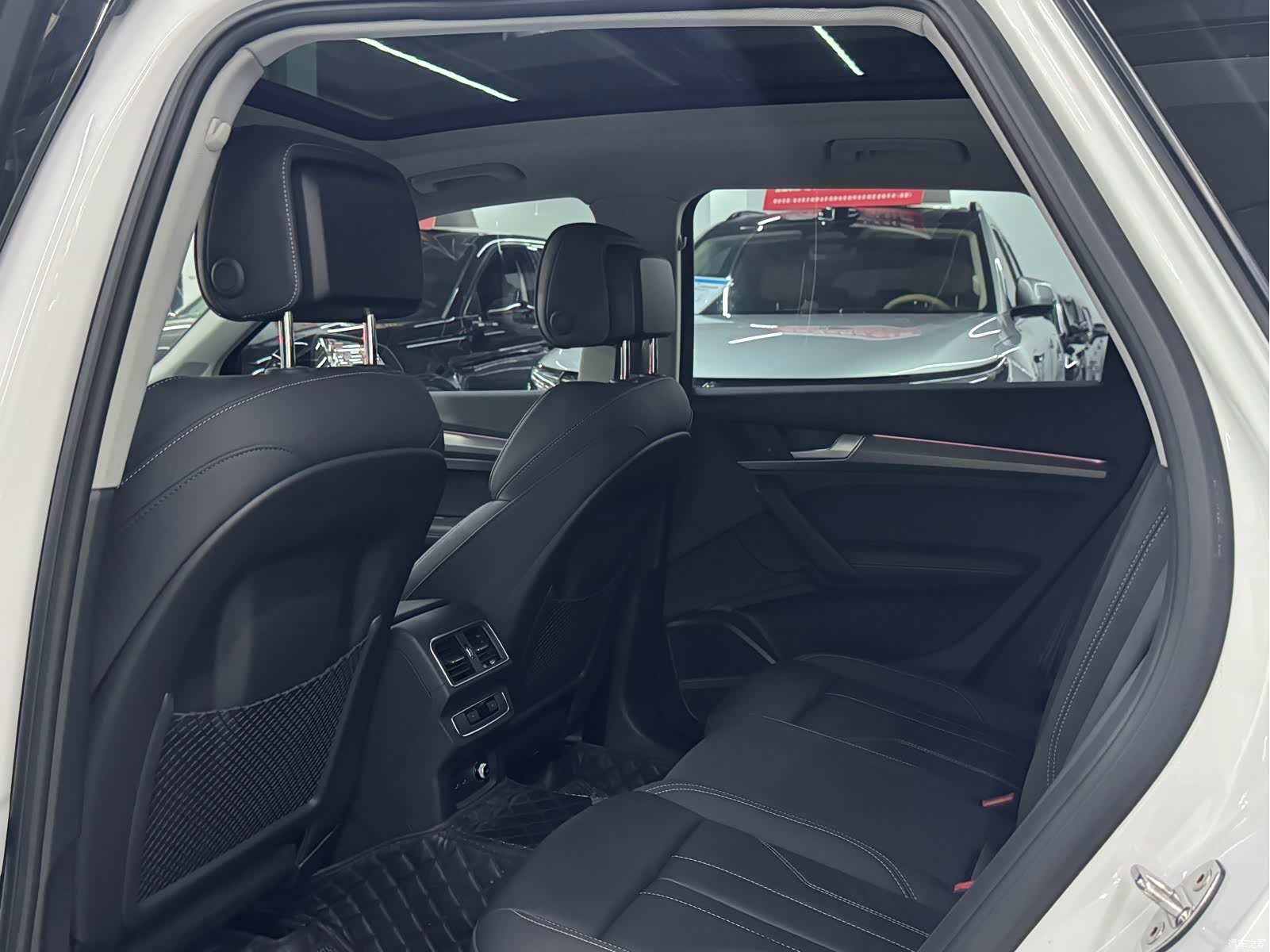 Audi Q5L, 2023 8