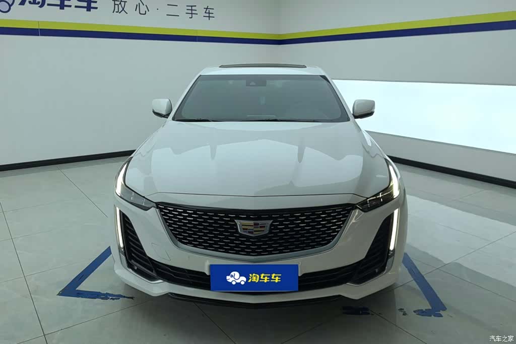 Cadillac CT5, 2023 2