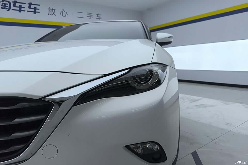Mazda CX-4, 2017 все фото