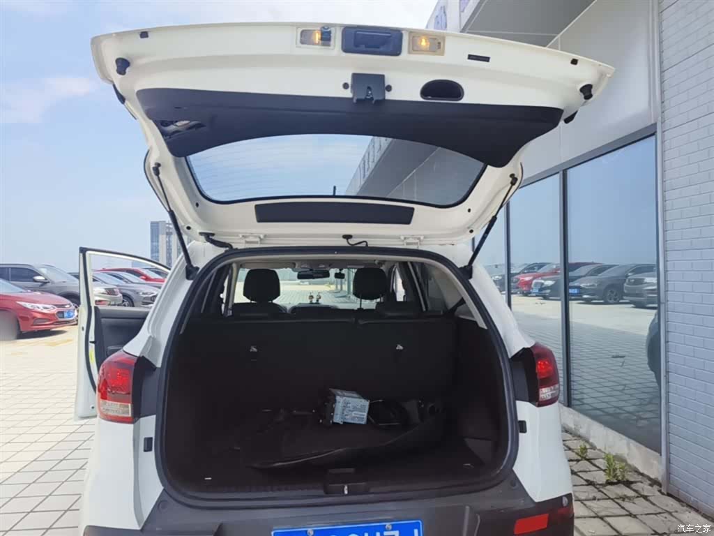Kia KX3, 2016 19