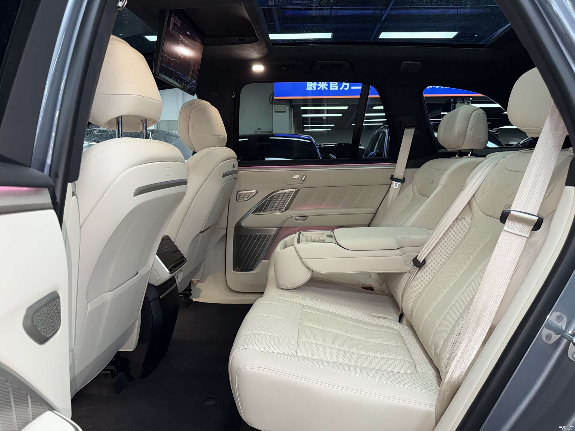 NIO L80, 2026 8