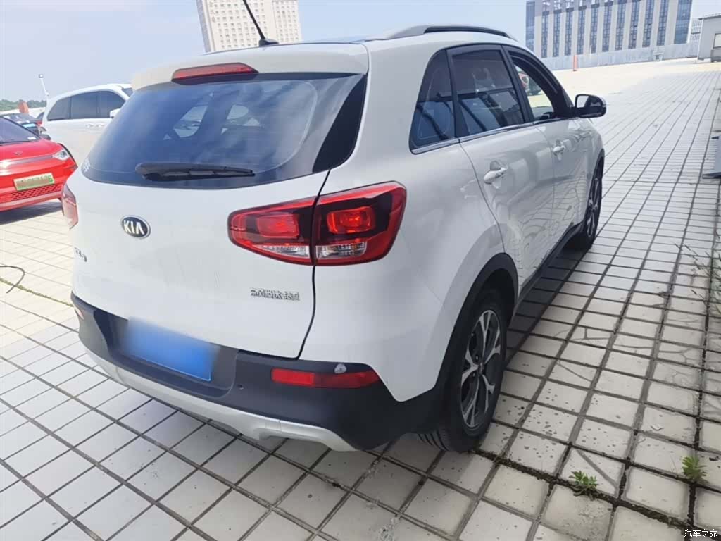 Kia KX3, 2016 7