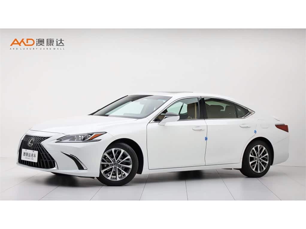 Lexus ES 2022 300h